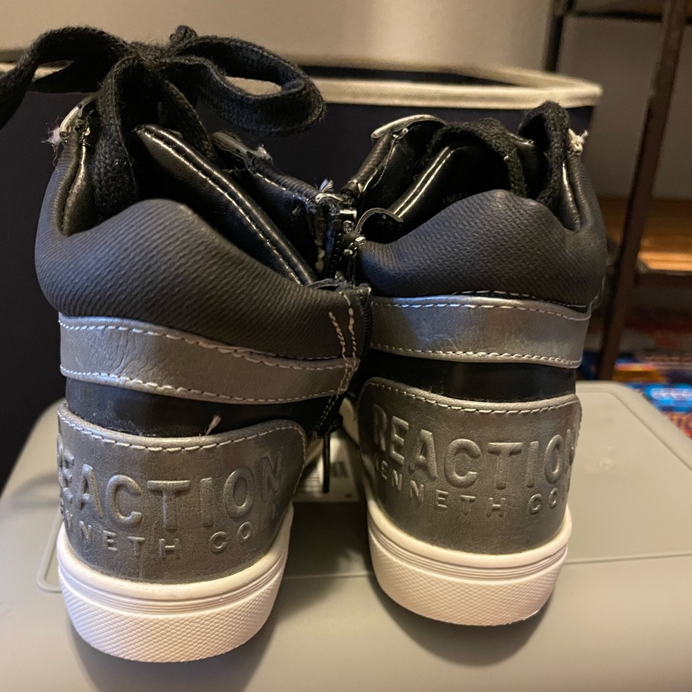 Kids: Kenneth Cole Shoes
